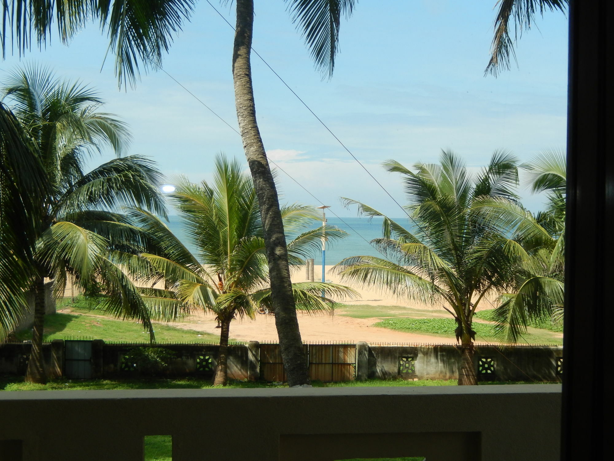Hotel Janishi Residencies Negombo Exterior foto
