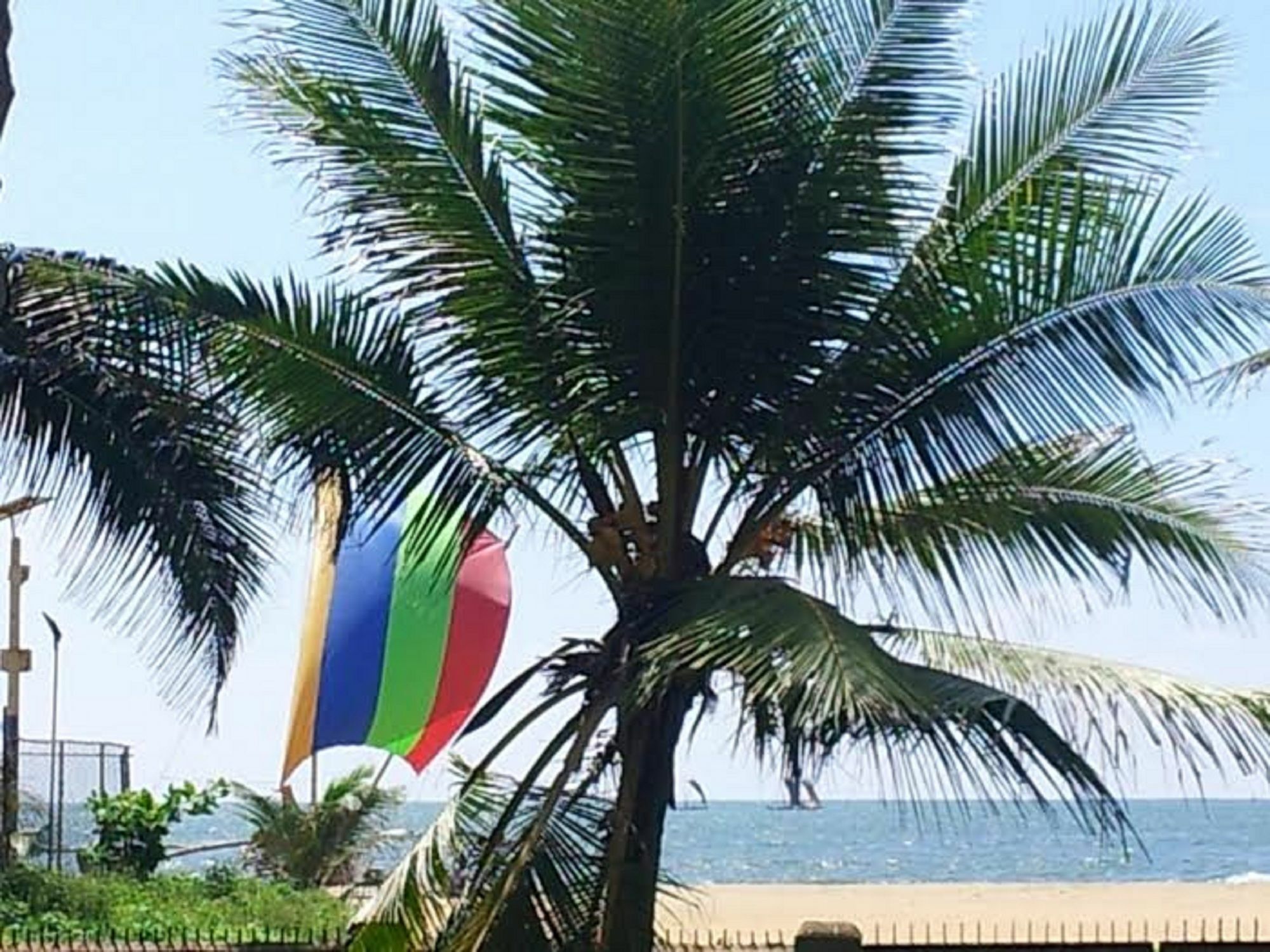 Hotel Janishi Residencies Negombo Exterior foto